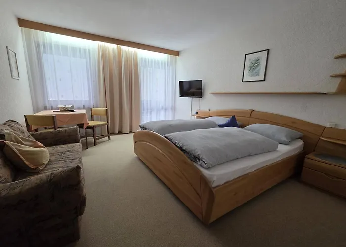 Cafe-pension Krems Vendégház 3*